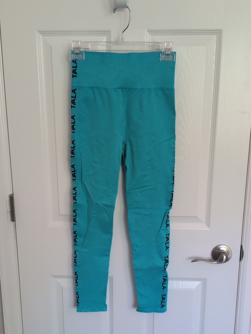 TALA Turquoise Seamless Leggings - M